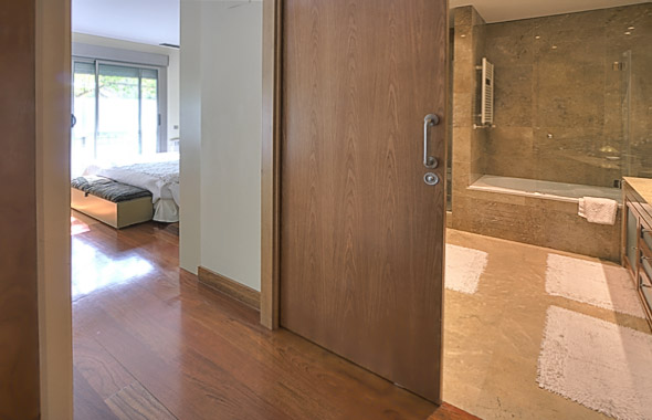 Ambassador referencia p14139 Dormitorios en suite con vestidor